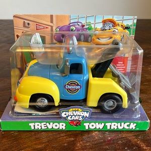 Trevor tow truck - the Chevron cars